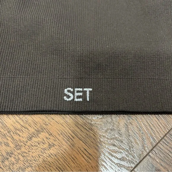 Set Active One Shoulder Ribbed Top - Picture 3 of 5